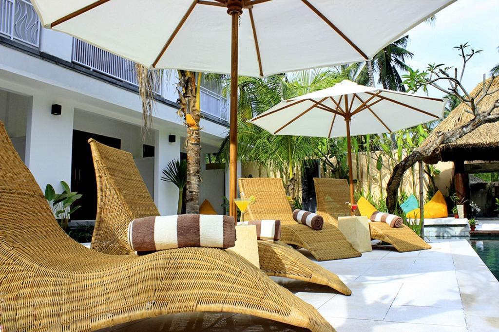 Hotel Zamburger Lombok - Previously Alam Mimpi Hotel Mangsit Екстериор снимка