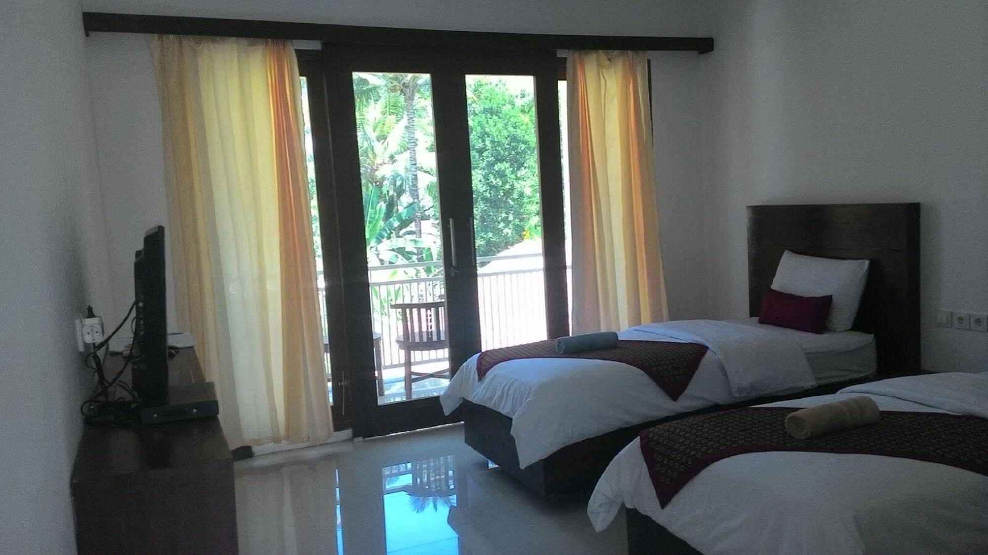 Hotel Zamburger Lombok - Previously Alam Mimpi Hotel Mangsit Екстериор снимка