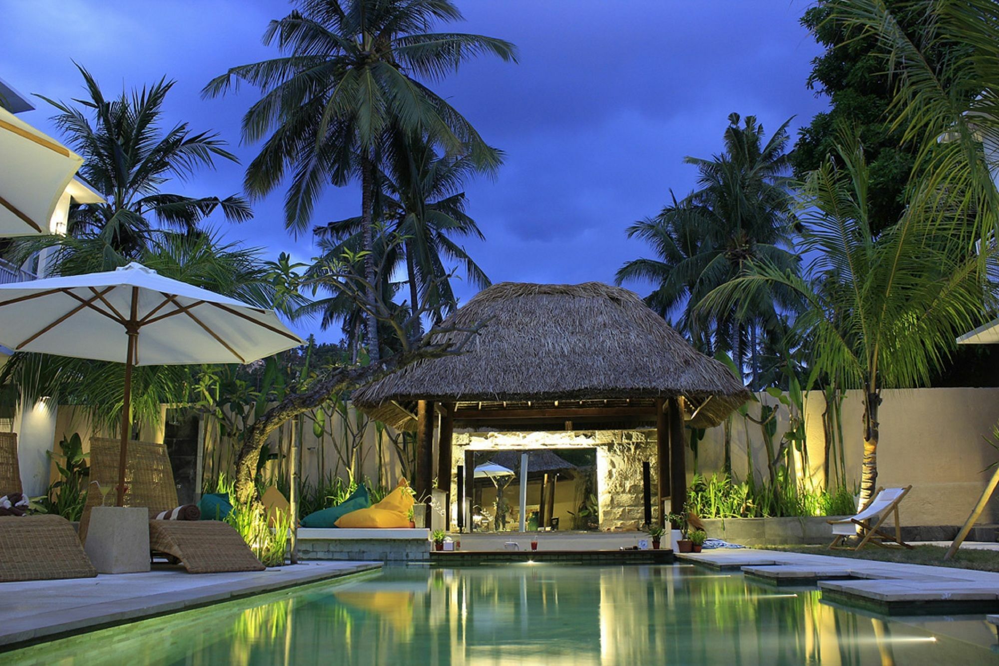 Hotel Zamburger Lombok - Previously Alam Mimpi Hotel Mangsit Екстериор снимка