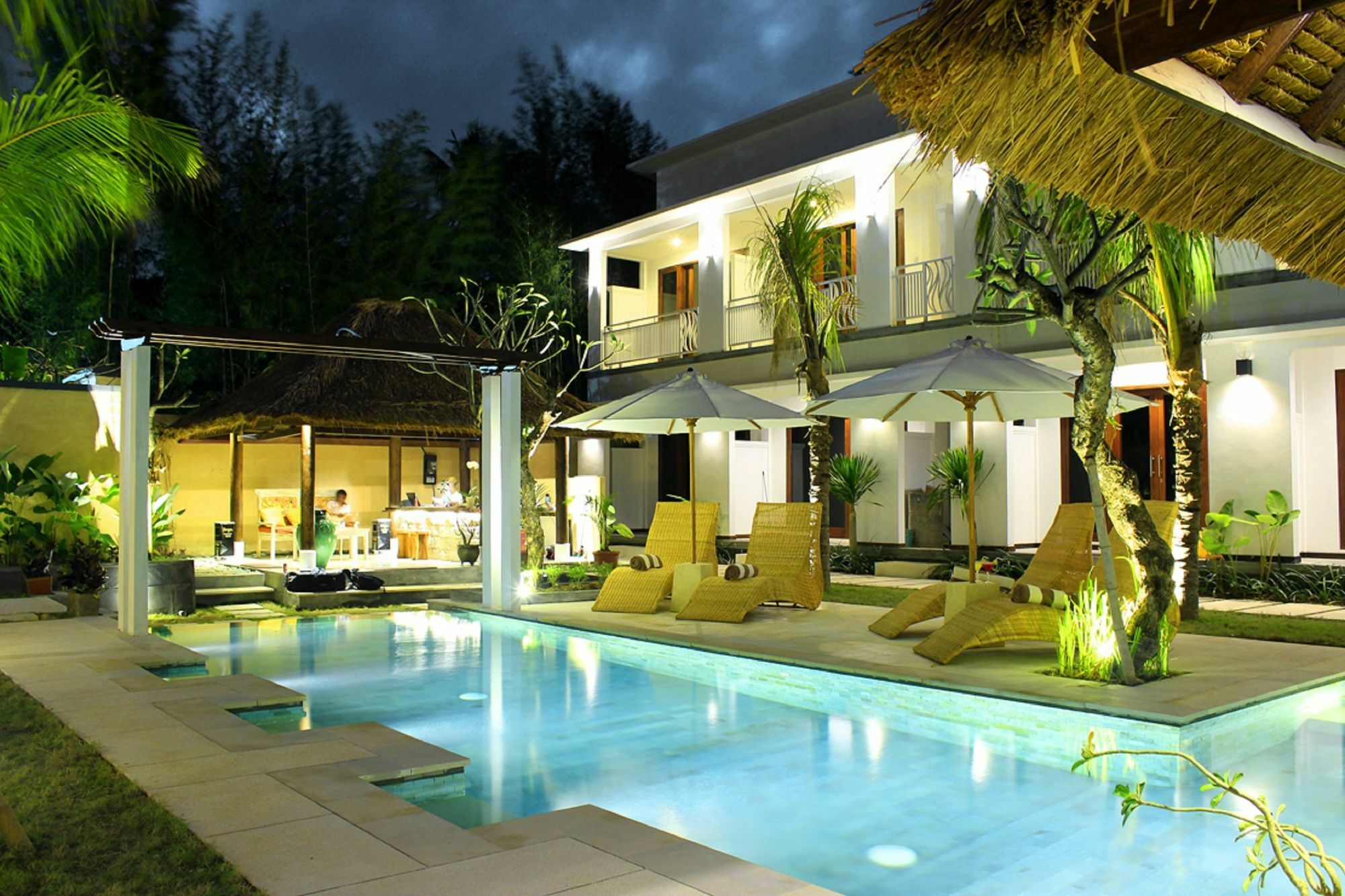 Hotel Zamburger Lombok - Previously Alam Mimpi Hotel Mangsit Екстериор снимка